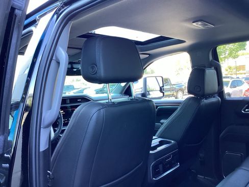 Used 2024 GMC Sierra 1500 Denali w/ Denali Reserve Package image 14