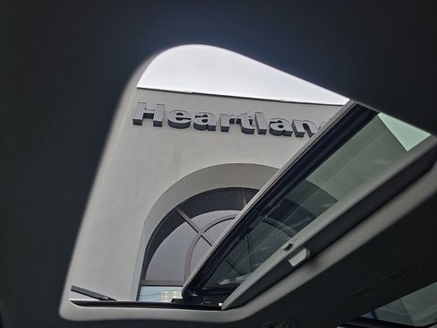 Used 2021 Chevrolet Traverse Premier w/ Redline Edition image 69