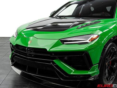 Used 2024 Lamborghini Urus Performante AWD/4WD image 15