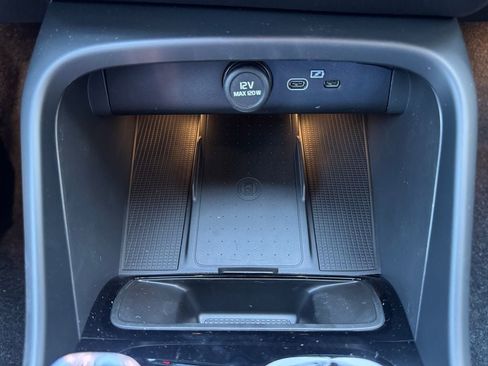 New 2026 Volvo EX40 Ultra image 17