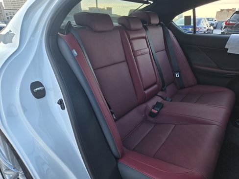 Used 2024 Lexus IS 300 w/ Premium Package RWD image 27