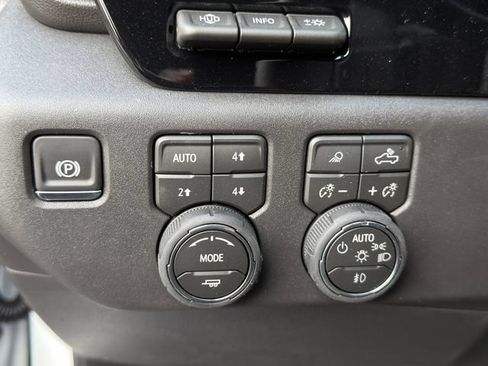 New 2026 Chevrolet Silverado 1500 ZR2 w/ ZR2 Bison Edition AWD/4WD image 18