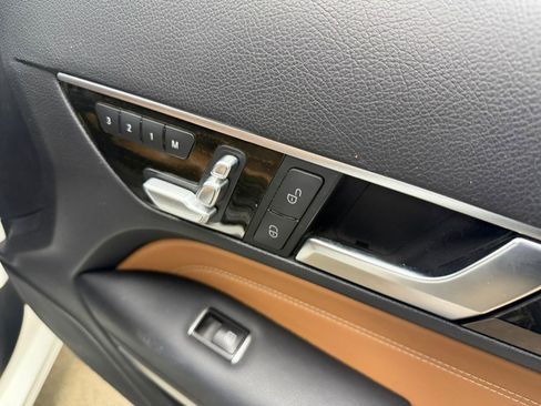 Used 2014 Mercedes-Benz E 350 Cabriolet image 64