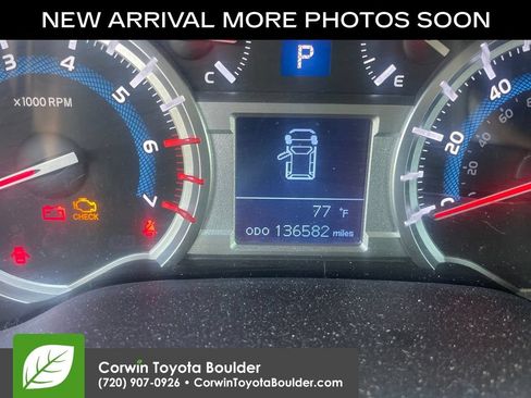 Used 2016 Toyota 4Runner SR5 AWD/4WD image 12