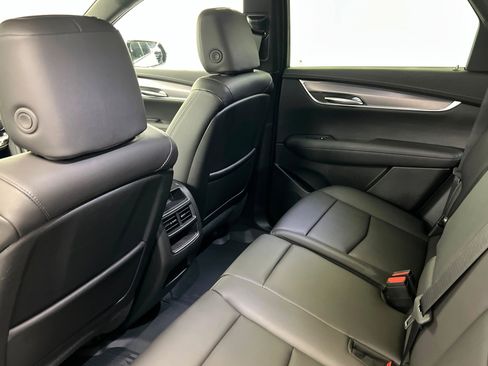 New 2026 Cadillac XT5 Luxury w/ LPO, Floor Liner Package AWD/4WD image 20