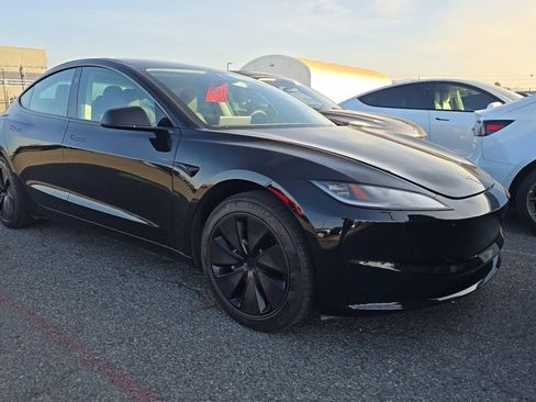 Used 2025 Tesla Model 3 Long Range RWD image 3