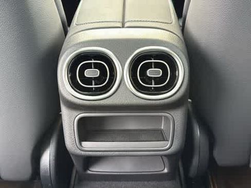 Certified 2026 Mercedes-Benz GLC 300 4MATIC image 24