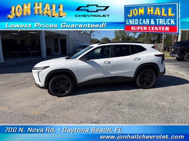 Used 2026 Chevrolet Trax ACTIV w/ Driver Confidence Package FWD image 3