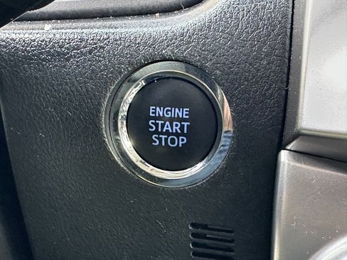 Used 2024 Toyota 4Runner SR5 Premium image 31