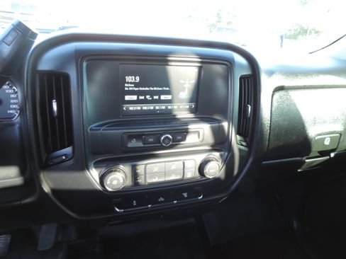 Used 2018 GMC Sierra 3500 4x4 Crew Cab w/ Sierra Convenience Package image 10