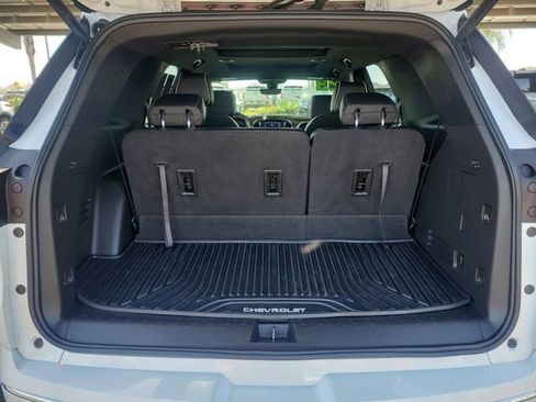 Certified 2023 Chevrolet Traverse Premier FWD image 29