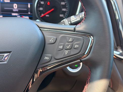 Used 2023 Chevrolet Equinox RS FWD image 20