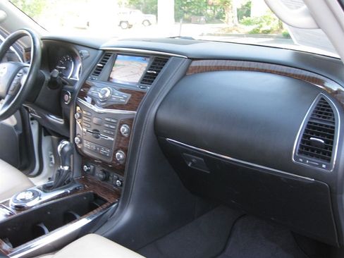 Used 2018 Nissan Armada Platinum w/ Captain Seat Package RWD image 40