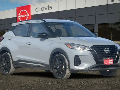 Used 2023 Nissan Kicks SR image 10