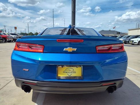 Used 2017 Chevrolet Camaro LT w/ RS Package RWD image 5