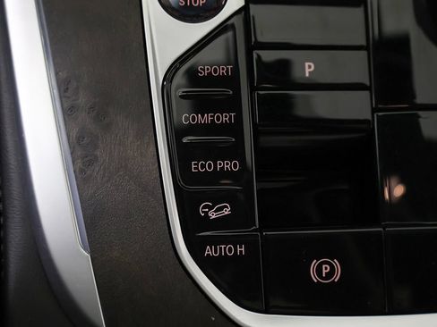 Used 2024 BMW X7 xDrive40i w/ Executive Package AWD/4WD image 68