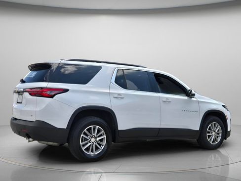 Used 2023 Chevrolet Traverse LT FWD image 6
