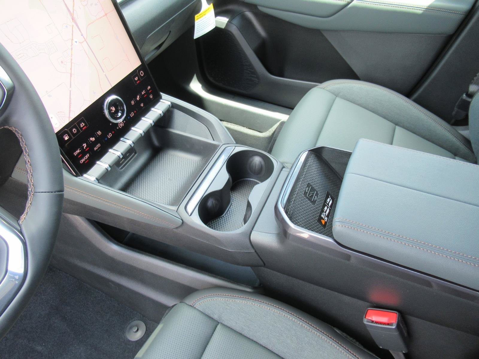 New 2027 GMC Terrain AT4 w/ Convenience Package III AWD/4WD image 16