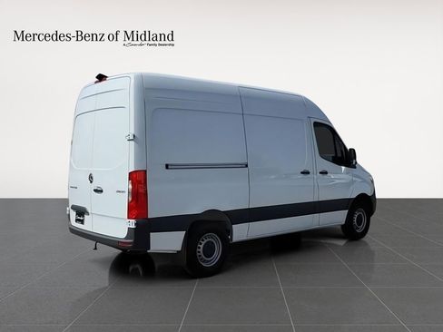 New 2025 Mercedes-Benz Sprinter 2500 image 8