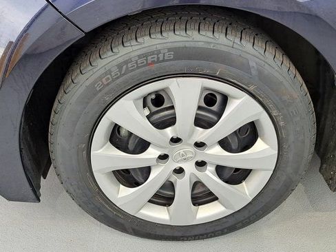 Used 2023 Toyota Corolla LE FWD image 28