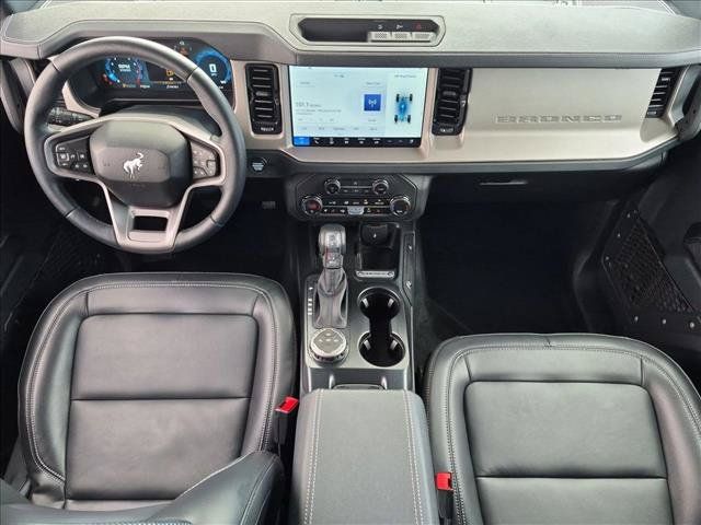 Used 2026 Ford Bronco Outer Banks AWD/4WD image 23