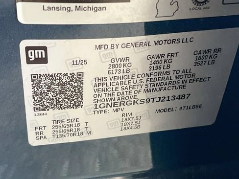 Used 2026 Chevrolet Traverse LT FWD image 33