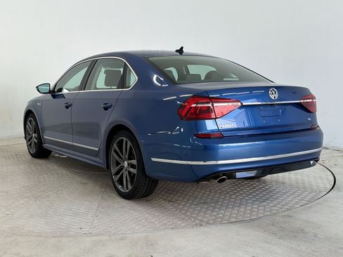Used 2017 Volkswagen Passat 1.8T R-Line FWD image 3