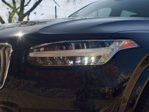 Used 2024 Volvo XC90 B6 Plus w/ Protection Package Premier image 13