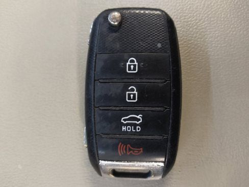 Used 2018 Kia Optima LX FWD image 32