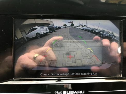Used 2018 Subaru Impreza 2.0i Premium w/ Eyesight & BSD & Rcta AWD/4WD image 23