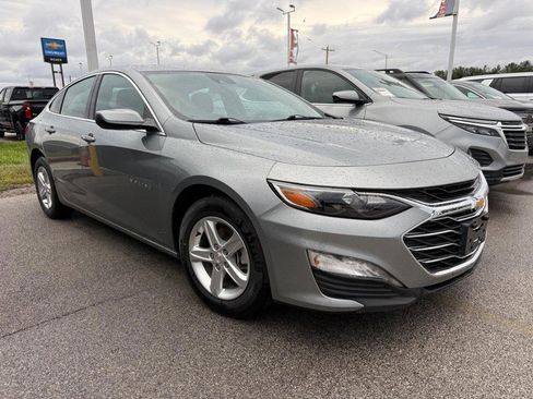 Used 2024 Chevrolet Malibu LT image 5