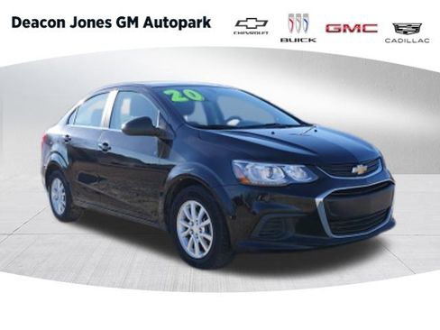 Used 2020 Chevrolet Sonic LT image 1