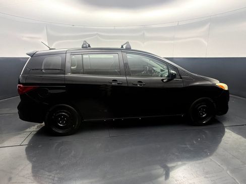 Used 2012 MAZDA MAZDA5 Grand Touring FWD image 8