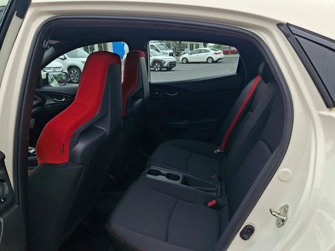 Used 2018 Honda Civic Type R image 10