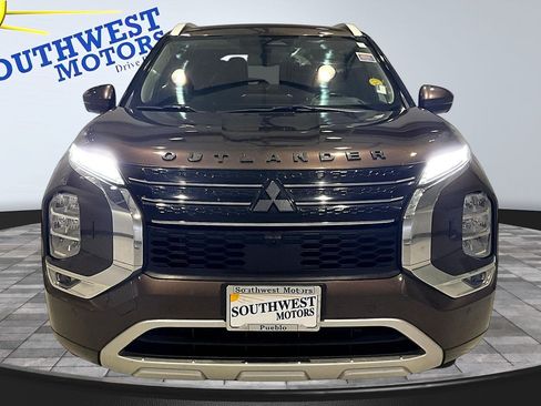 Used 2024 Mitsubishi Outlander SEL AWD/4WD image 2