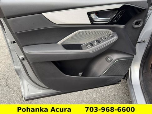 Used 2023 Acura MDX SH-AWD image 25