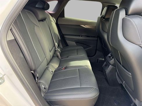 Certified 2025 Cadillac Optiq Luxury 2 w/ LPO, Floor Liner Package image 18