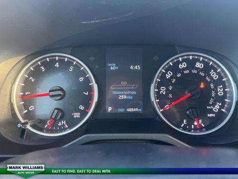 Used 2020 Toyota RAV4 LE image 14