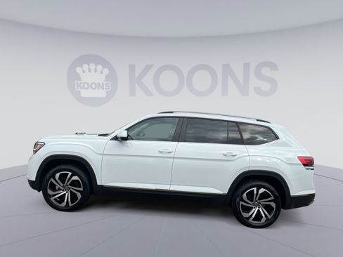 Used 2022 Volkswagen Atlas SEL image 2