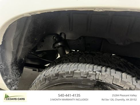 Used 2015 Toyota Tundra Limited w/ Limited Premium Package image 12