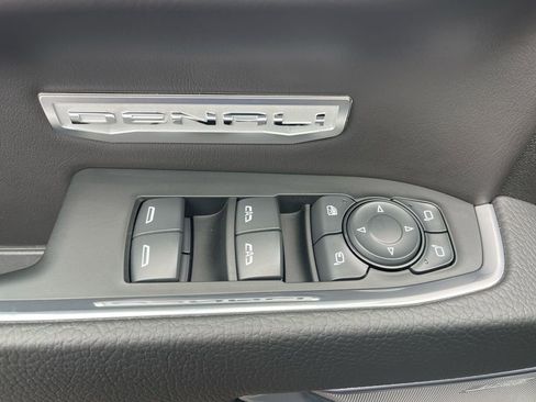 Used 2024 GMC Sierra 1500 Denali w/ Denali Reserve Package image 30
