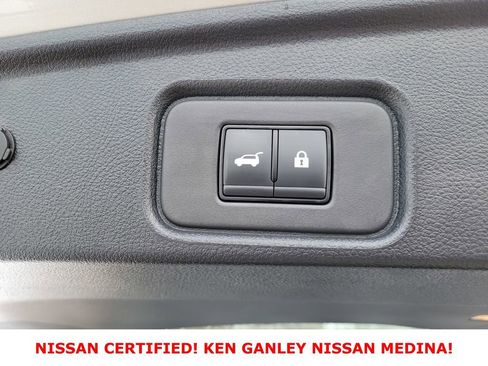 Certified 2025 Nissan Pathfinder SV image 49
