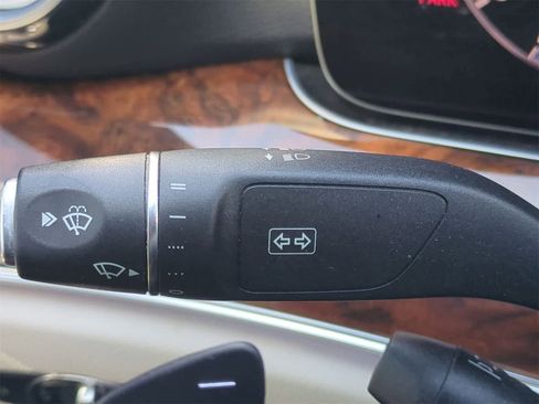 Used 2020 Mercedes-Benz E 350 Sedan image 28