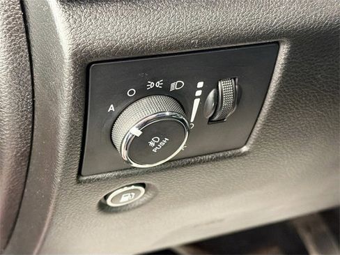 Used 2021 Jeep Grand Cherokee Limited w/ Protech Group image 10