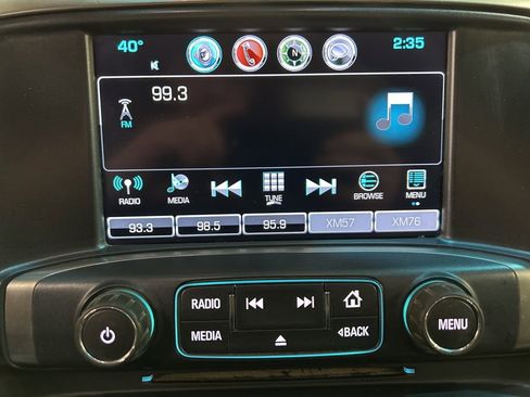 Used 2018 Chevrolet Silverado 1500 LT w/ All Star Edition image 22