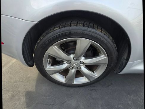 Used 2010 Lexus SC 430 Convertible RWD image 34