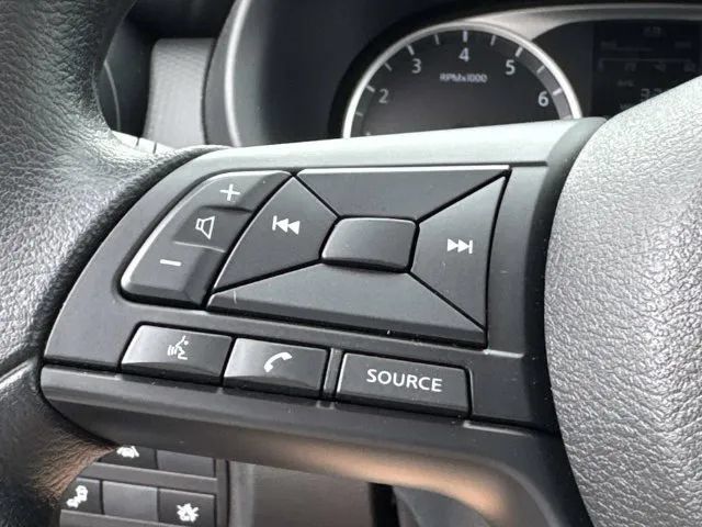Certified 2025 Nissan Kicks Play S FWD image 31