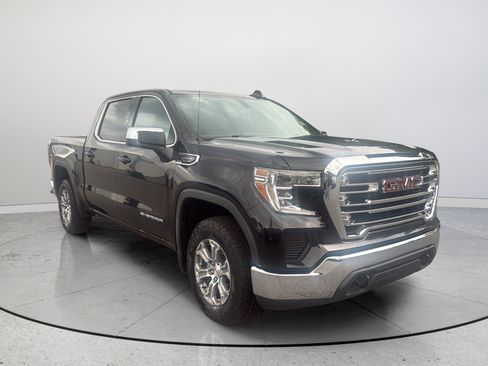 Used 2019 GMC Sierra 1500 SLE w/ SLE Value Package AWD/4WD image 1
