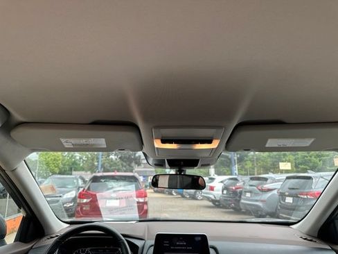 Used 2021 Nissan Rogue S AWD/4WD image 15