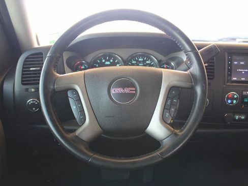 Used 2014 GMC Sierra 2500 SLE w/ SLE Preferred Package AWD/4WD image 32